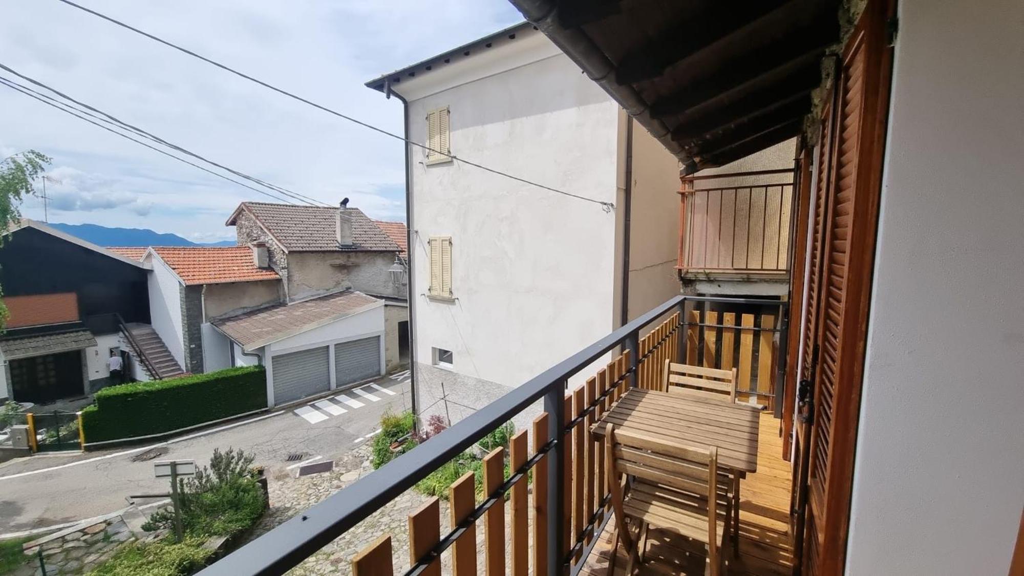Il Rustico Villa Maccagno Bagian luar foto
